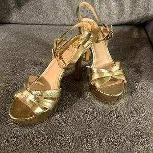 Vince Camuto Peppa Heels
